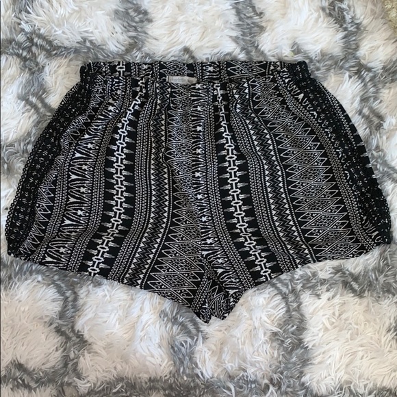 Charlotte Russe Pants - Charlotte Russe cute shorts